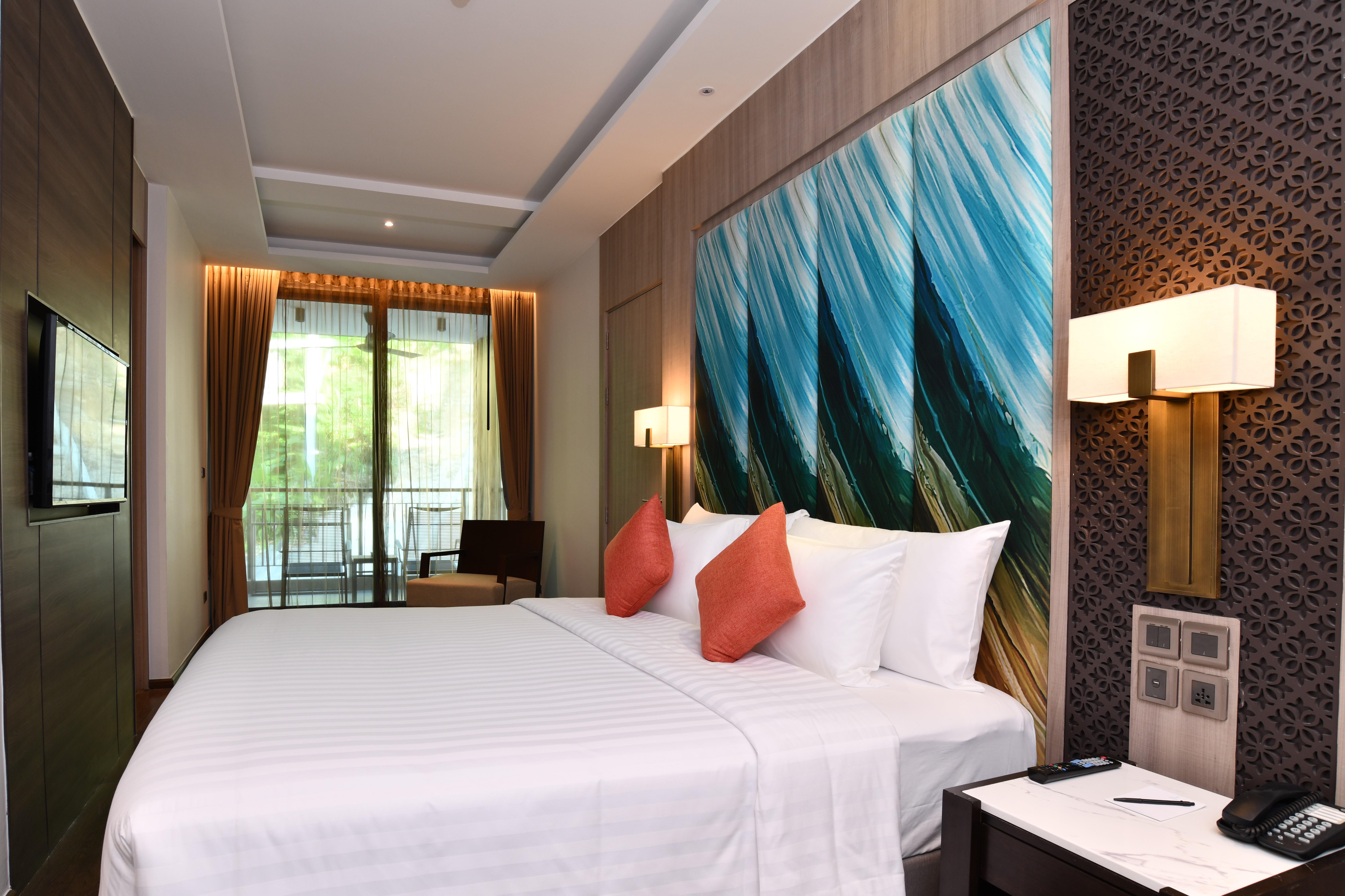 Skyview Resort Phuket Patong Beach Kültér fotó Deluxe Room