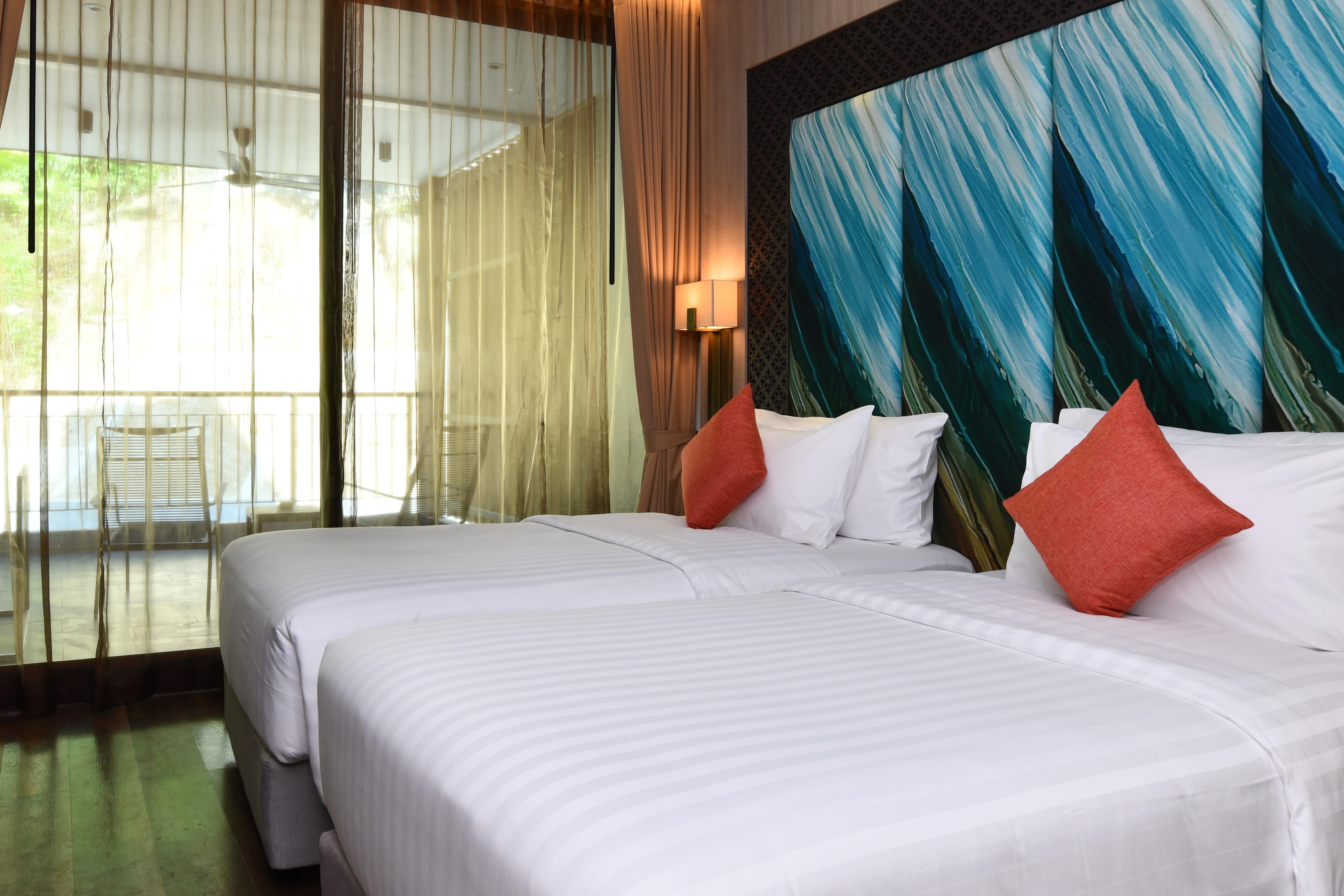 Skyview Resort Phuket Patong Beach Kültér fotó Deluxe Room